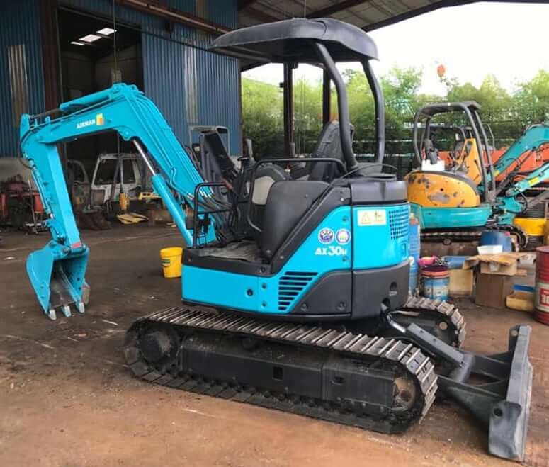 Airman AX30U-4 Mini Excavator Undercarriage Specs