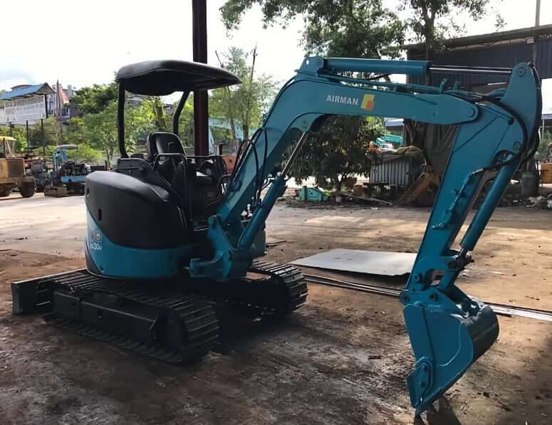 Airman AX30U-4 Mini Excavator Weight