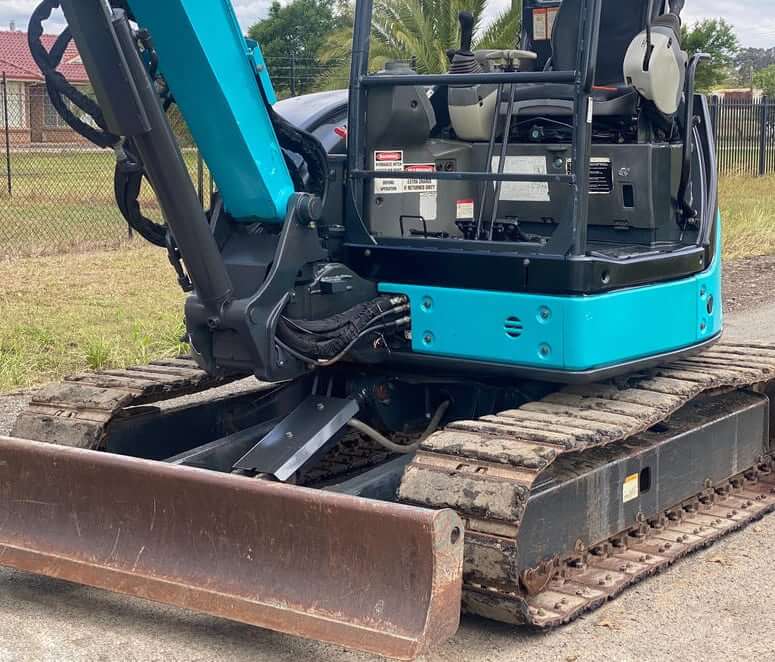 Airman AX50U-4 Mini Excavator Blade Specs