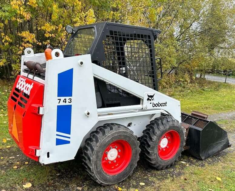 Bobcat 743 Skid Steer Loader Specs