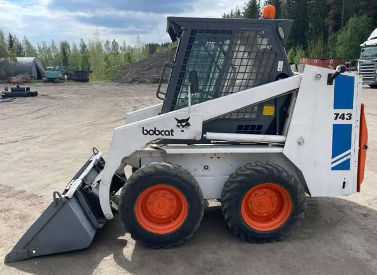 Bobcat 743DS Skid Steer Loader Specs
