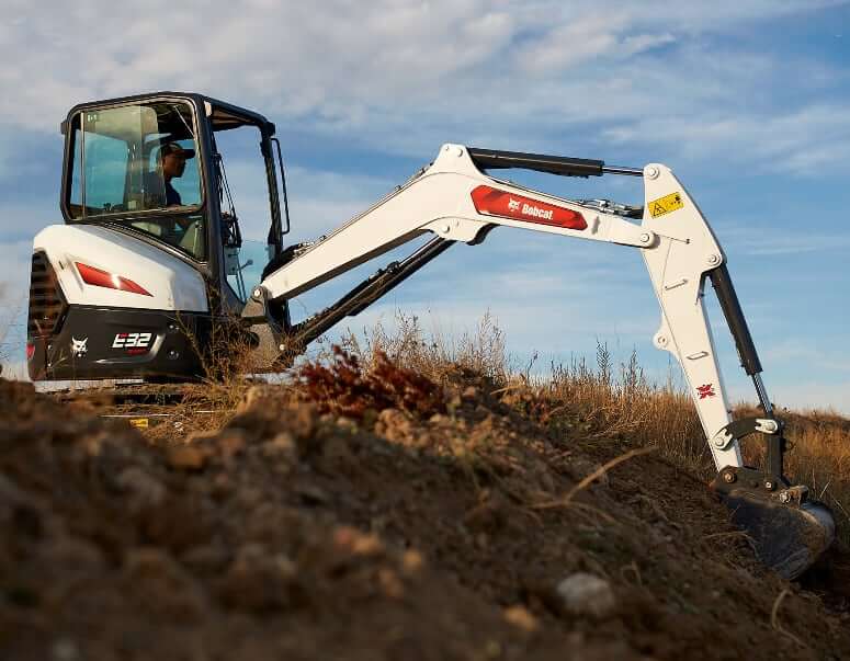 Bobcat E32 Mini Excavator Specs