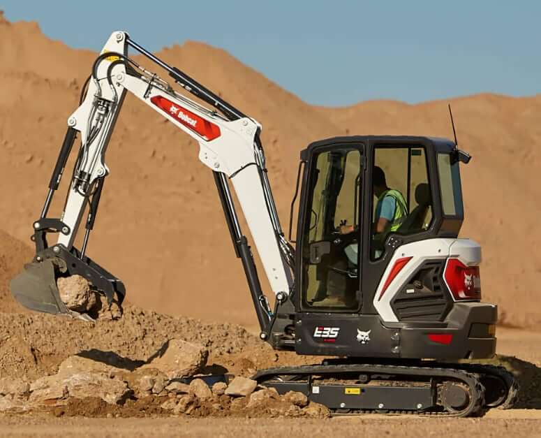 Bobcat E35 Mini Excavator with Hydraulic Clamp