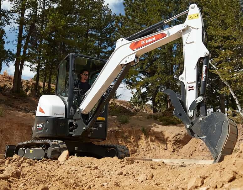 Bobcat E35 Mini Excavator with Long Arm