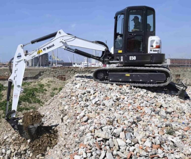 Botkat Bobcat E50 Mini Excavator Specs, Weight & Dimensions - CodeReady