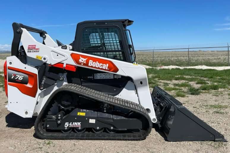 Bobcat T76 Compact Track Loader Specs