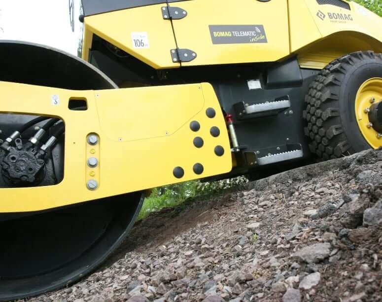 Bomag BW 145 D-5 Soil Compactor Hydraulic Specs