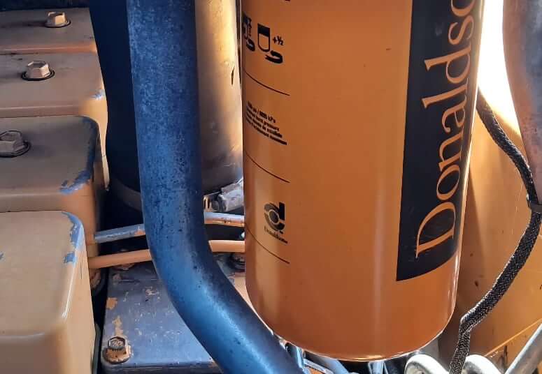 Case 1840 Service Refill Capacities