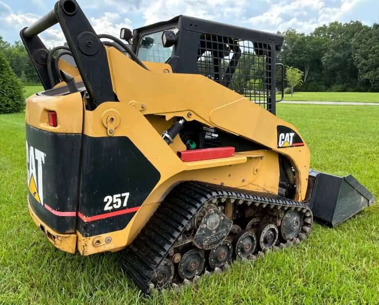 CAT 257 Compact Track Loader Undercarriage Specs