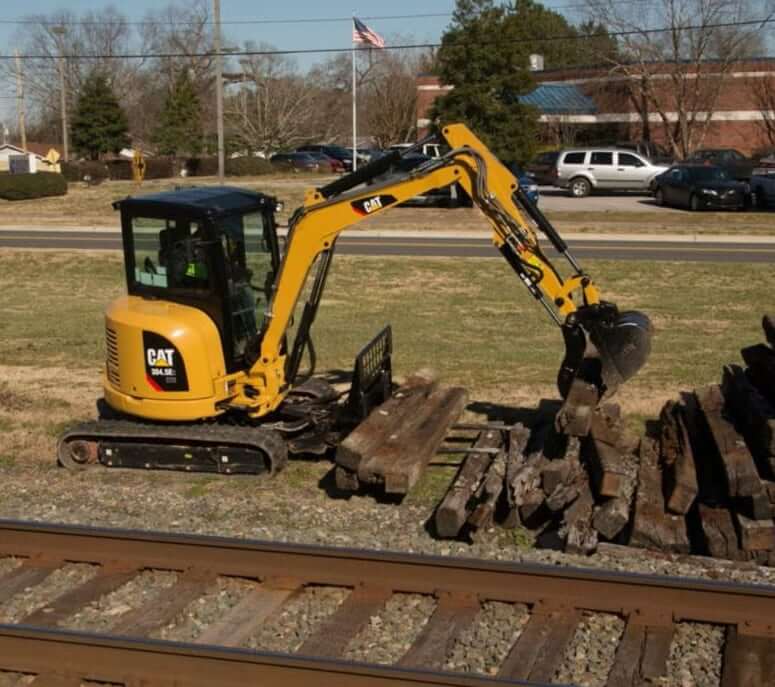 CAT 304.5E2 XTC Mini Excavator with Forks
