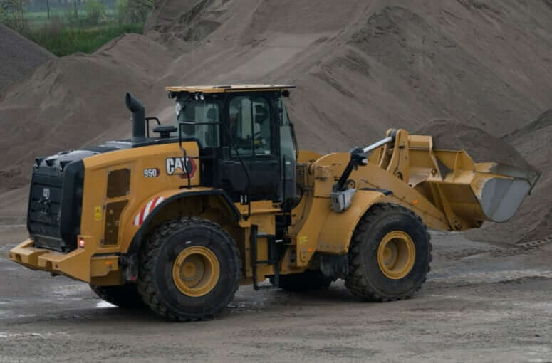 CAT 950 Hydraulic System Specs