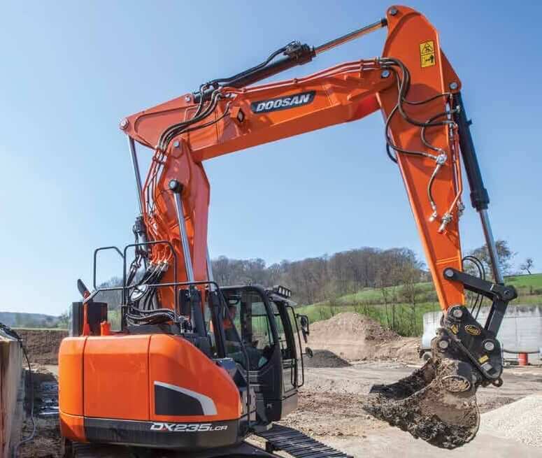 Doosan DX235LCR-5 Excavator Hydraulic Specs