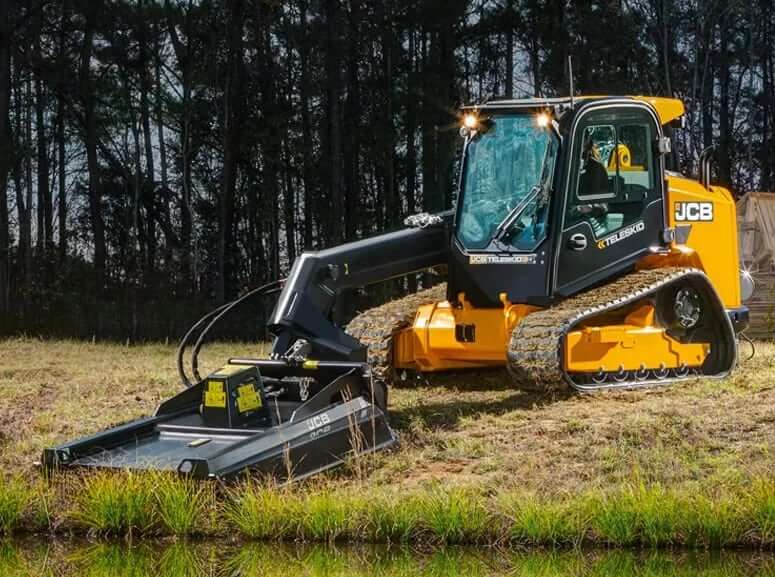 JCB 3TS-8T Teleskid with Rotary Cutter Attachment