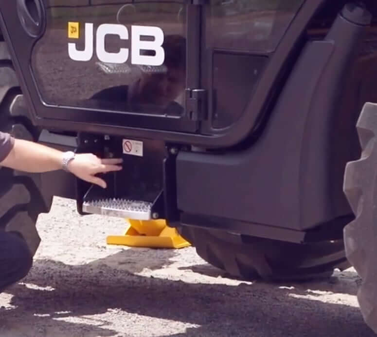 JCB 512-56 Telehandler Battery Location