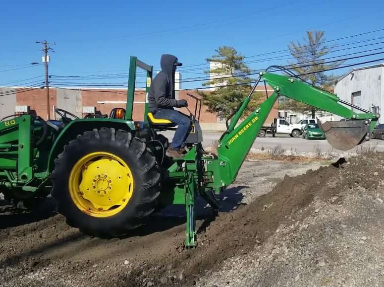 John Deere 1070 Tractor with 8B Backhoe Attchment