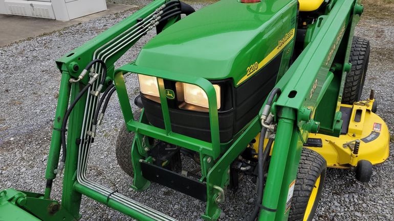 Front End Loader for John Deere 2210