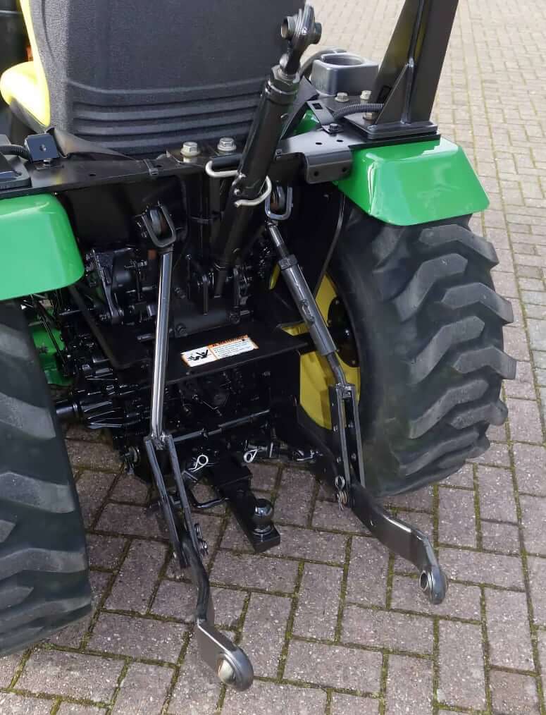 John Deere 2320 Utility Tractor 3 Point Hitch and PTO Specs