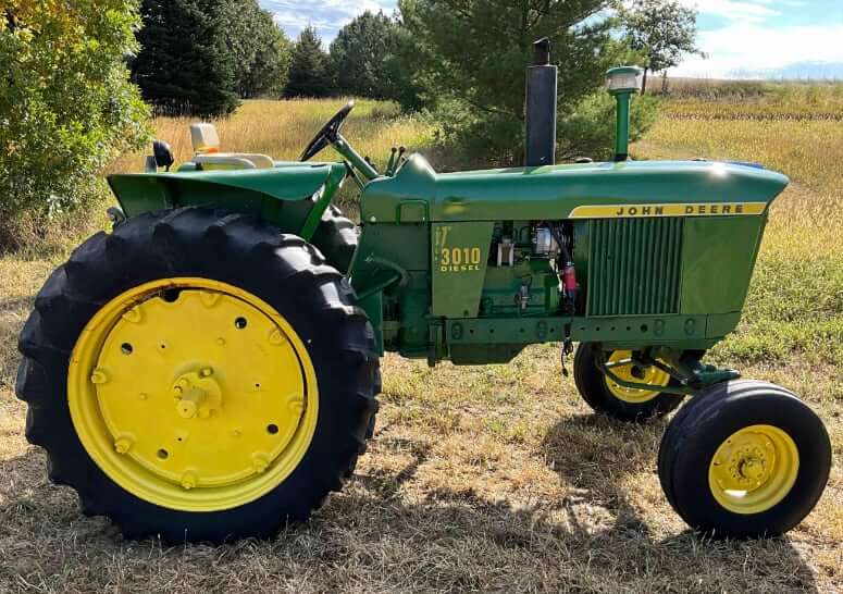 John Deere 3010 Row-Crop Tractor Dimensions and Weight