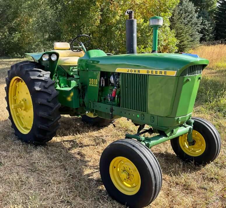 John Deere 3010 Row-Crop Tractor Specs