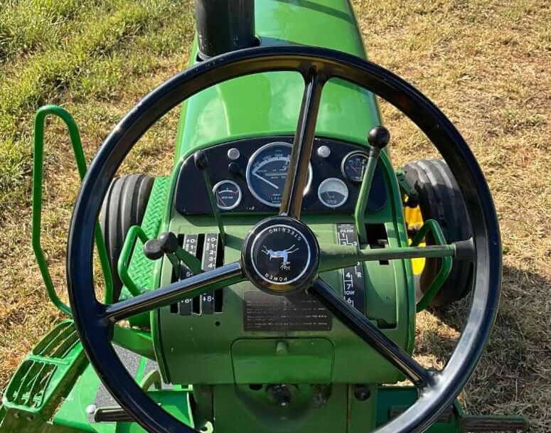 John Deere 3010 Tractor Dashboard