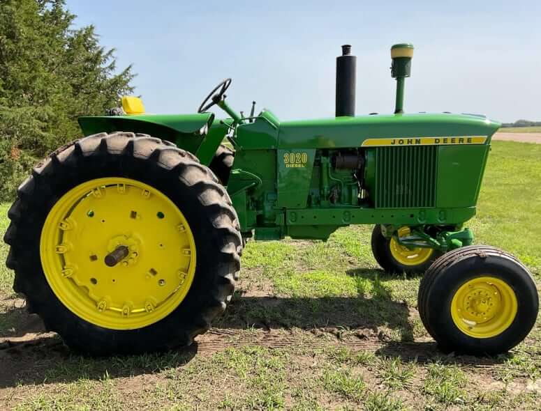 John Deere 3020 Dimensions and Weight
