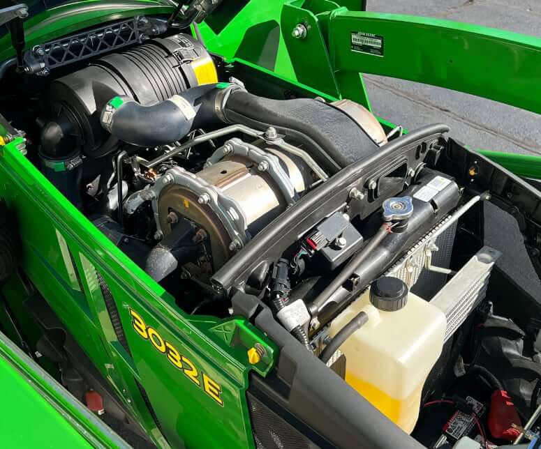 John Deere 3032E Service Refill Capacities