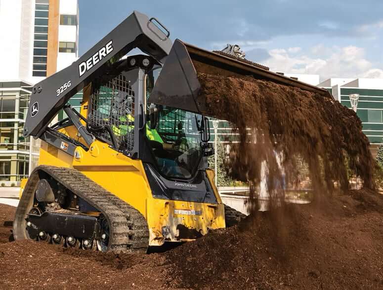 John Deere 325G Loader Performance