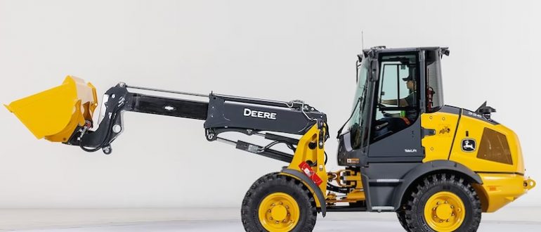 John Deere 326 P-Tier Compact Telescopic Wheel Loader