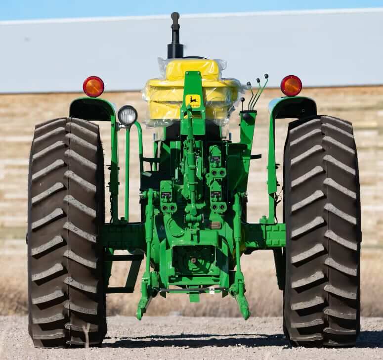 John Deere 4000 Specifications and Capacities