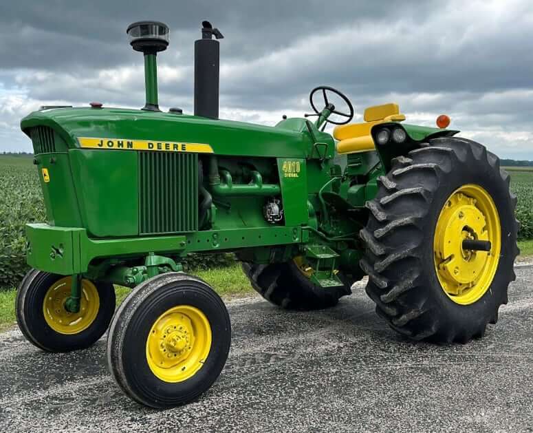 John Deere 4010 Row-Crop Tractor Specs