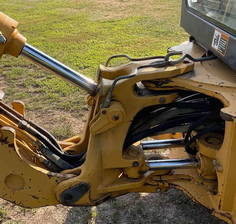 John Deere 410E Hydraulic System Specs