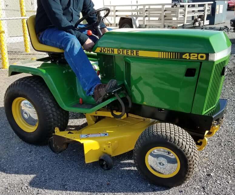 John Deere 420 Garden Tractor with Mower Deck