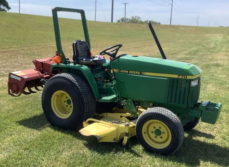 John Deere 770 Tractor Attachments