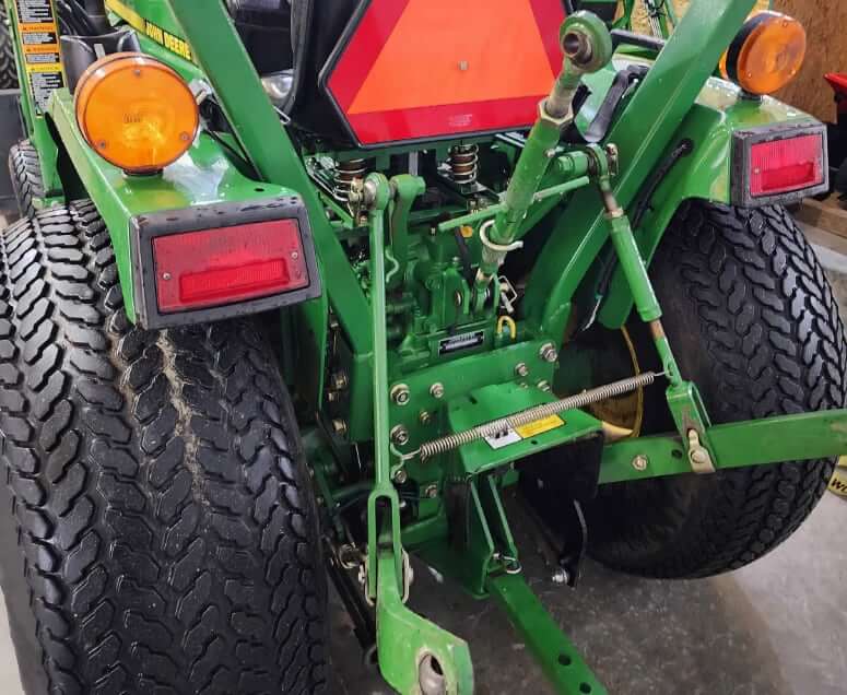 John Deere 770 Tractor Rear Hitch and PTO Specs