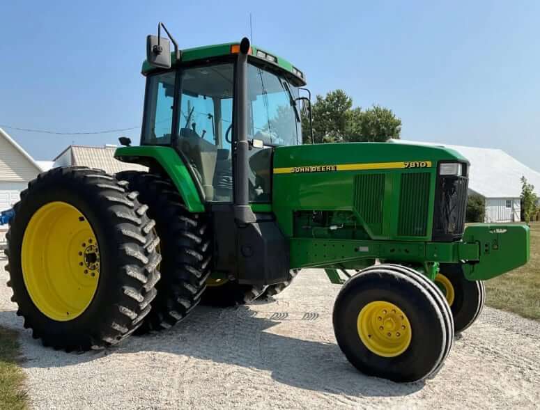 John Deere 7810 2WD Tractor Weight