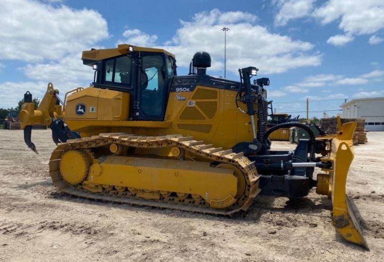 Largest 6-Way Dozer Blade for John Deere 950K LGP