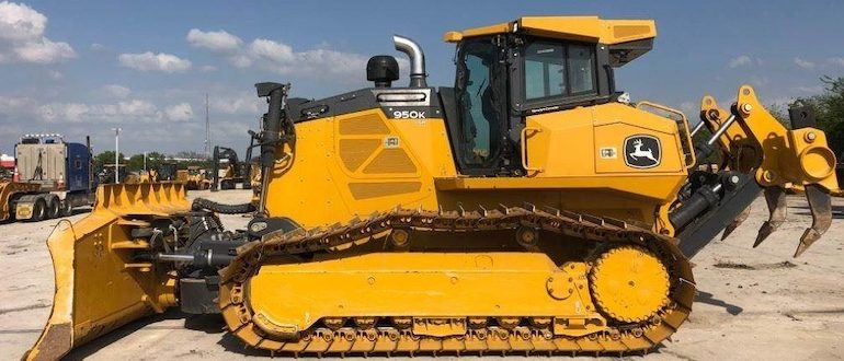 John Deere 950K LGP PAT Blade - Largest Six-Way Dozer Blade