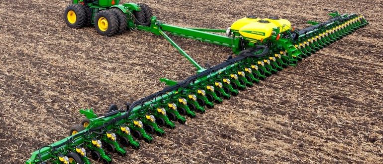 John Deere DB120 - World's Largest Planter