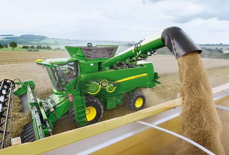 John Deere T670 Combine Weight
