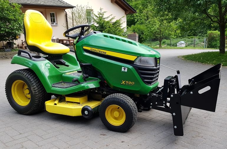 John Deere X590 Attachments and Optional Equipment