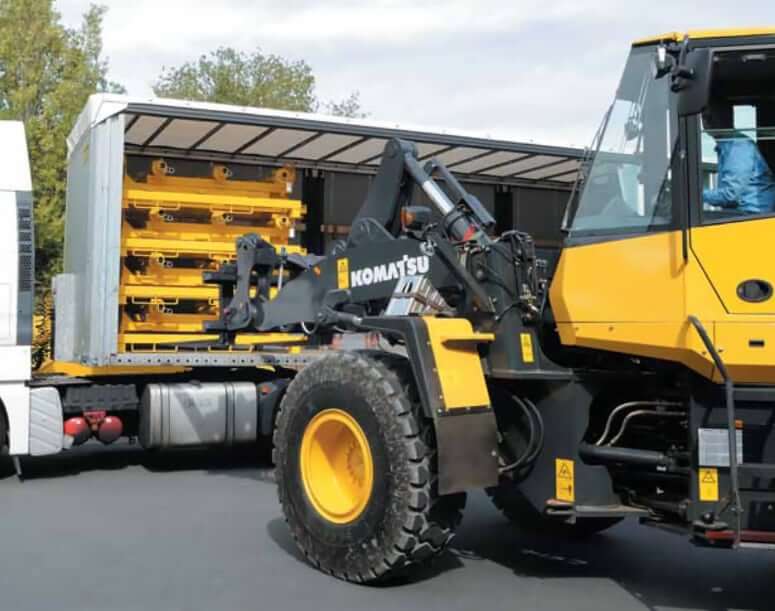 Komatsu WA320PZ-6 Wheel Loader with Fork