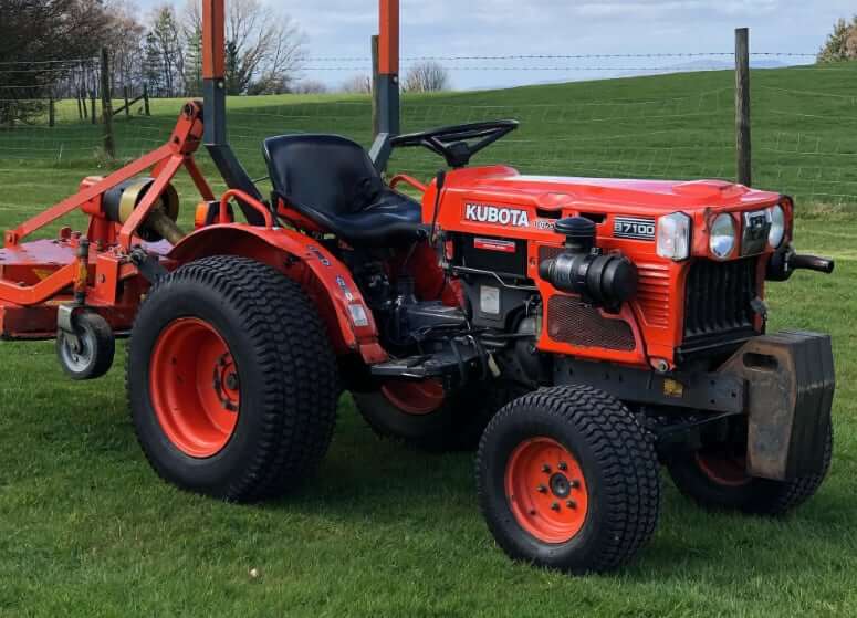 Kubota B7100 Tractor Attachments