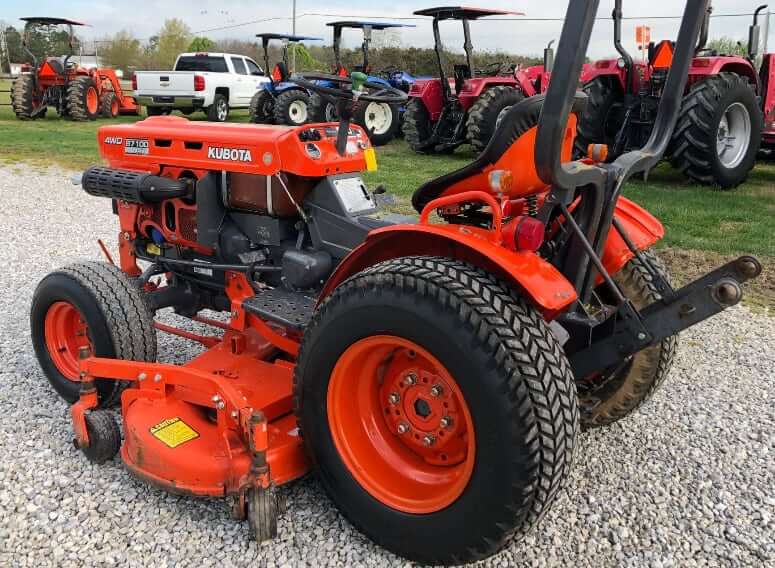 Kubota B7100HST Tractor Capacities