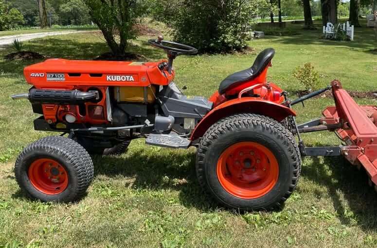 Kubota B7100HST Tractor Weight and Dimensions