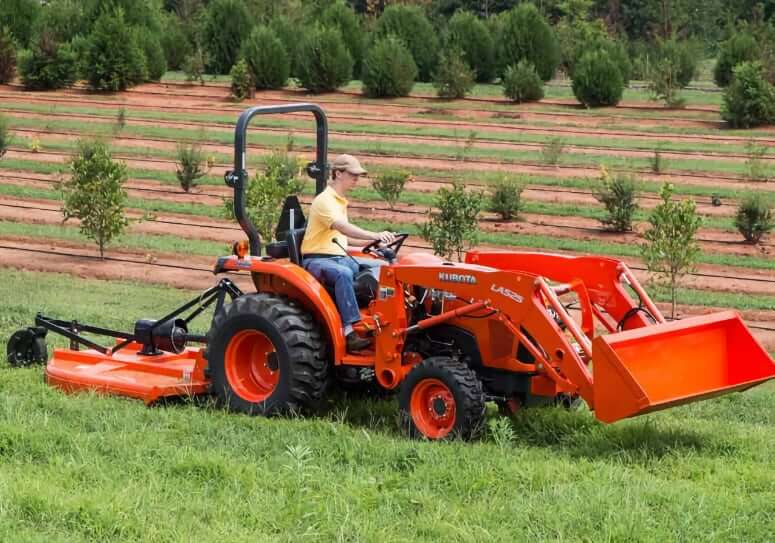 Kubota L2501 Tractor Attachments
