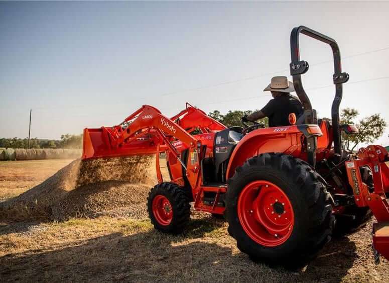 Kubota L3560 ROPS Tractor with LA805 Loader