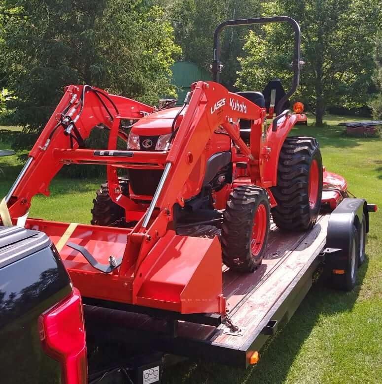 Kubota L3901 Tractor Weight