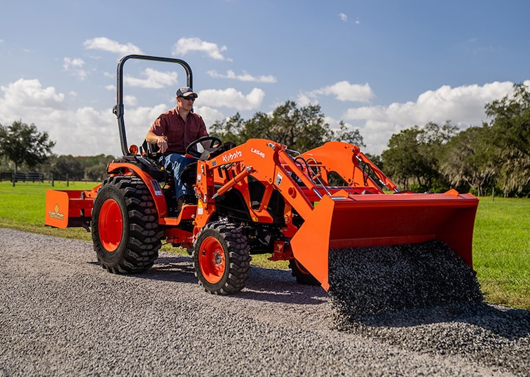 Kubota LX20 Tractor with ROPS