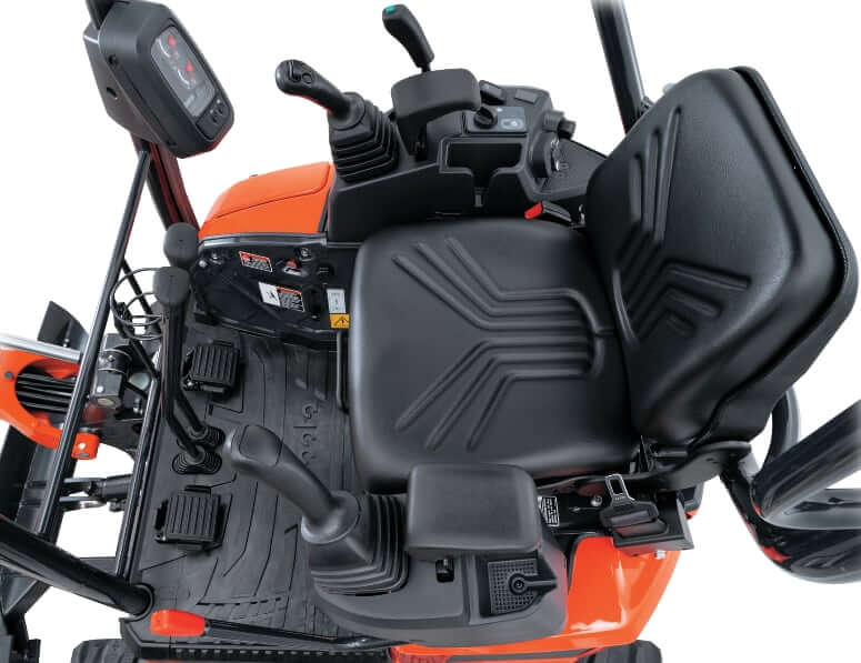 Kubota U17-5 Operator Station
