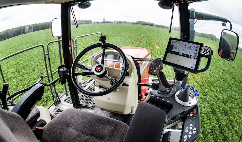 Massey Ferguson 530R Cab